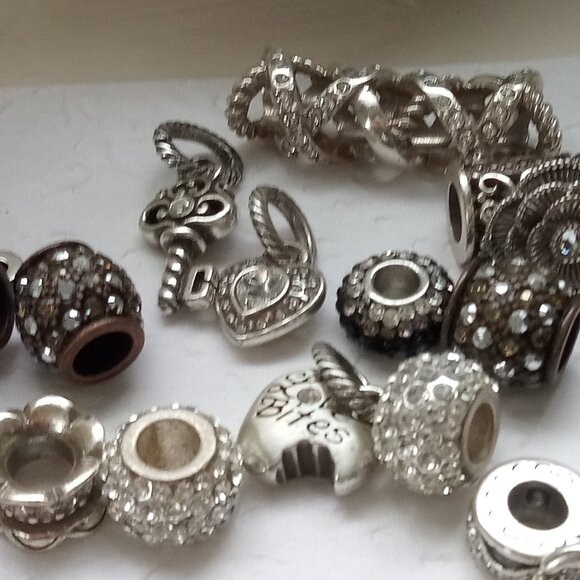 Brighton huge lot of over 40  charms beads and slider - Picture 15 of 16